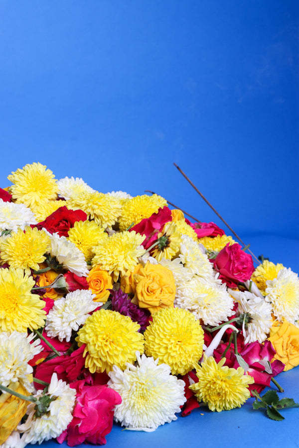 Mixed pooja flowers