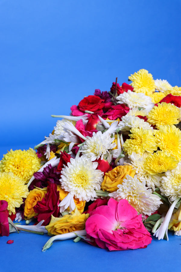 Mixed pooja flowers